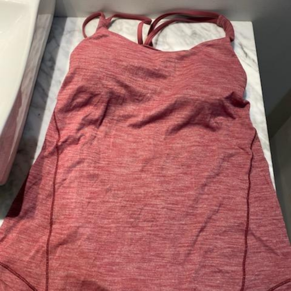 Lululemon athletic top